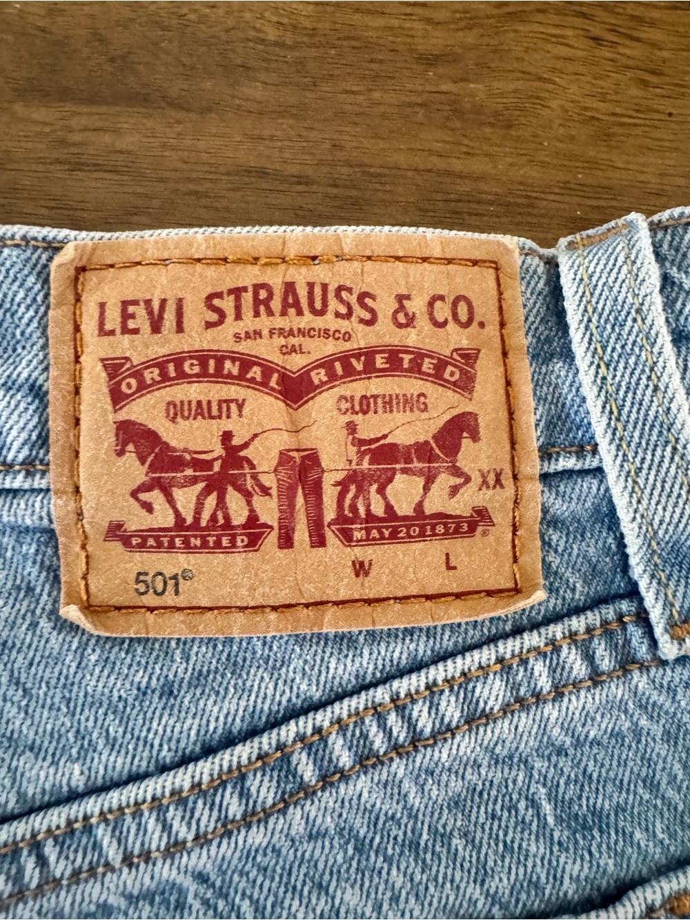 Levi's Light Blue Denim 501 Jeans with Leather Patch - Picture 4 of 9
